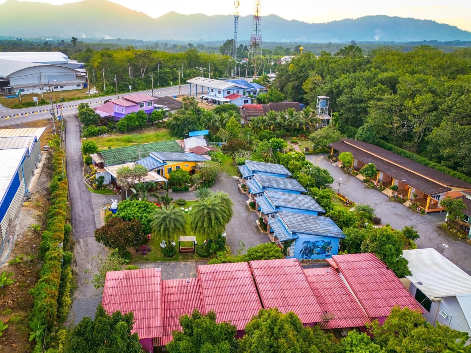 Baan Suan Mee Tang Hotell Chanthaburi Eksteriør bilde